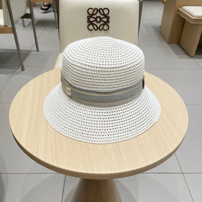 BUCKET HAT 57 CM IN WHITE RAFFIA 653740