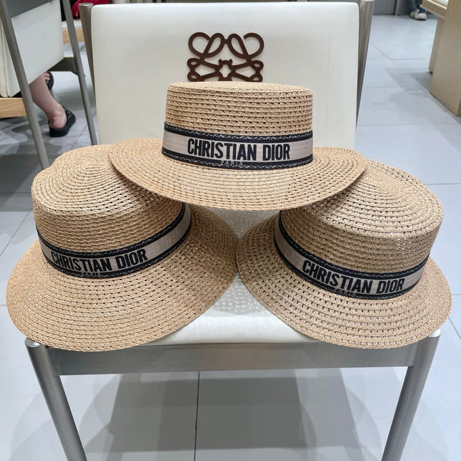BUCKET HAT 57 CM IN DARK BEIGE RAFFIA 653750