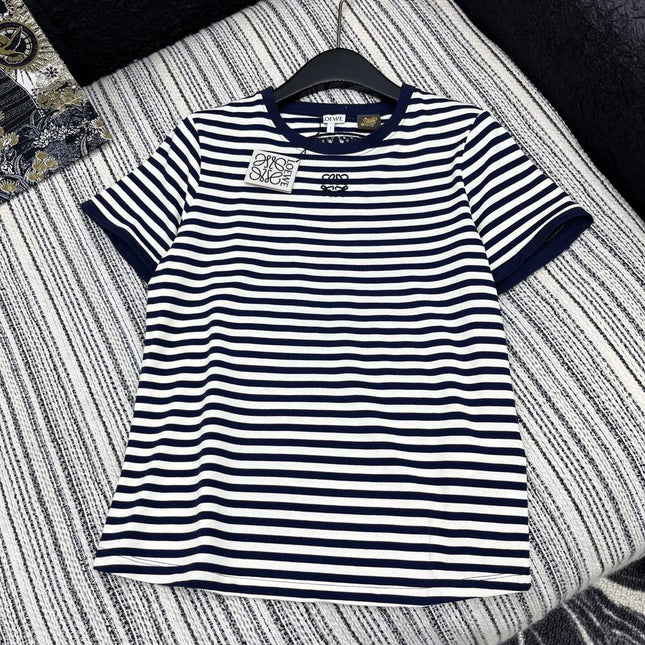 LOEWE EMBROIDERED SHORT-SLEEVE T-SHIRT WITH CREW NECK 267984