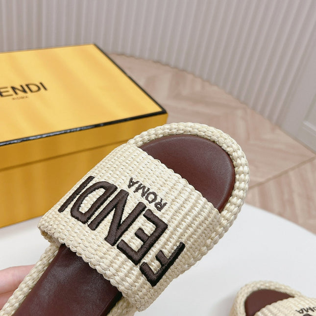 FENDI SIGNATURE WEDGE PLATFORM 6 CM IN BEIGE FIBRE WITH BROWN EMBROIDERED LOGO