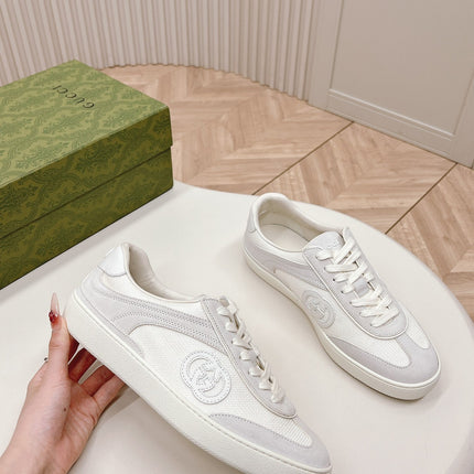 SNEAKER WITH INTERLOCKING G IN WHITE SUEDE AND MESH