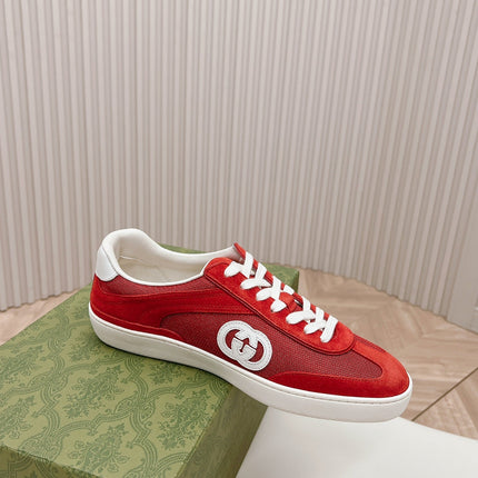 SNEAKER WITH INTERLOCKING G IN CHERRY RED SUEDE AND MESH