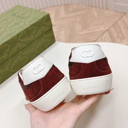 SNEAKER WITH INTERLOCKING G IN GARNET RED SUEDE AND MESH