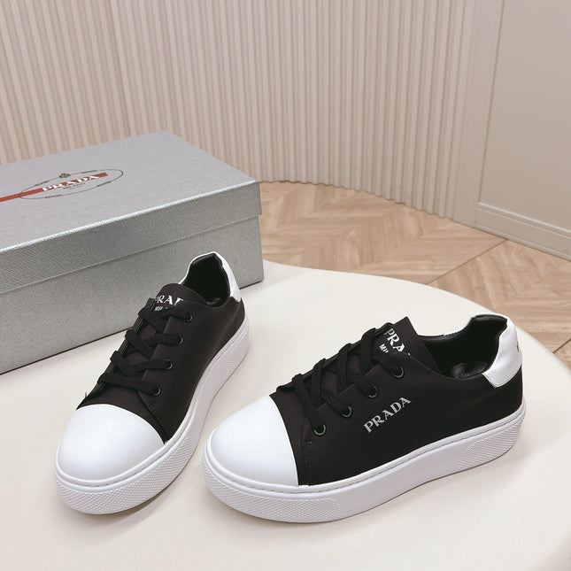 PRA LOGO OUTLET BASIC SNEAKERS BLACK AND WHITE TOE CALFSKIN