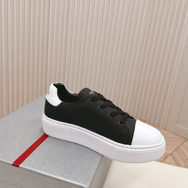 PRA LOGO OUTLET BASIC SNEAKERS BLACK AND WHITE TOE CALFSKIN