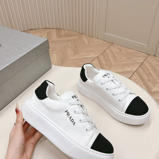 PRA LOGO OUTLET BASIC SNEAKERS WHITE AND BLACK TOE CALFSKIN