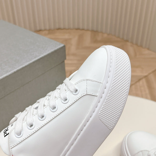 PRA RETRO SNEAKERS WHITE AND CRIMSON CALFSKIN