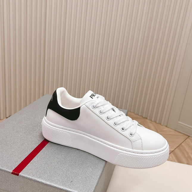 PRA RETRO SNEAKERS WHITE AND BLACK CALFSKIN