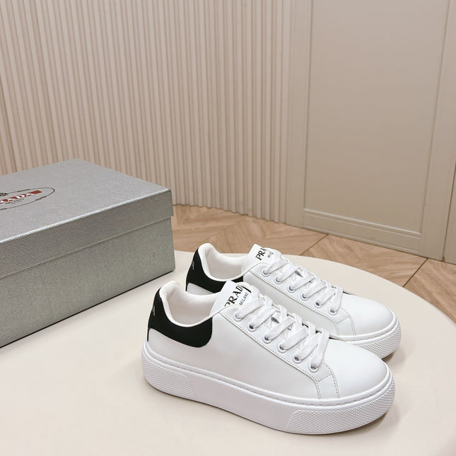 PRA RETRO SNEAKERS WHITE AND BLACK CALFSKIN