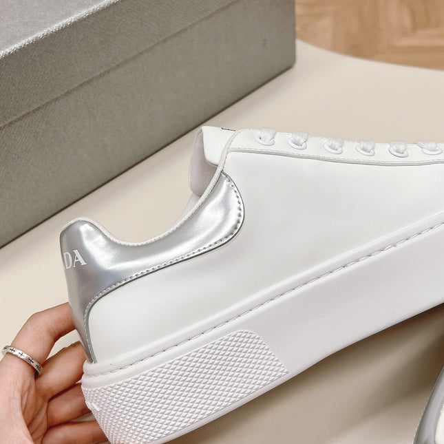 PRA RETRO SNEAKERS WHITE AND GRAY CALFSKIN