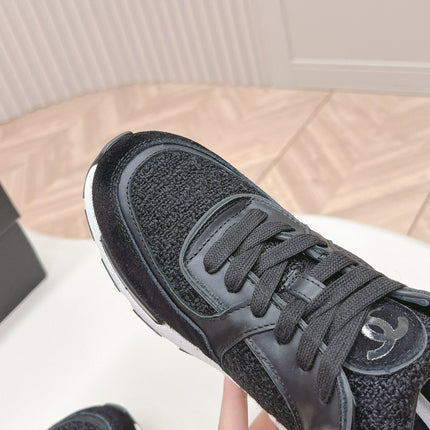 TRAINERS IN BLACK SUEDE AND CALFSKIN