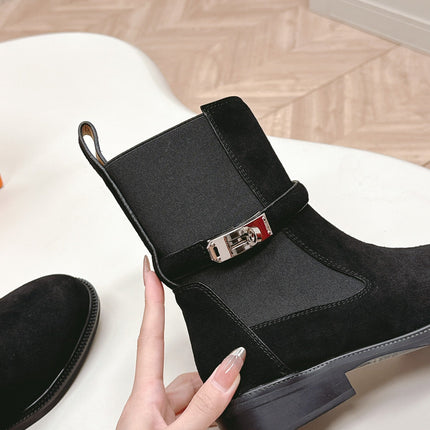 KELLY BUCKLE SHORT BOOTS IN BLACK SUEDE