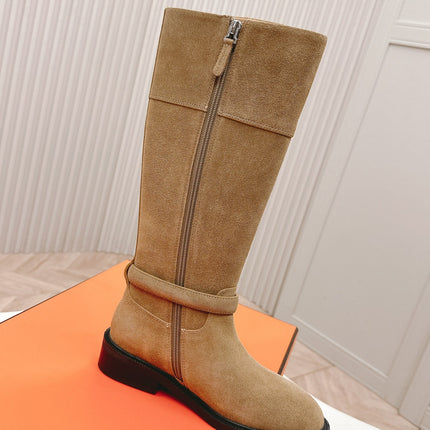 KNEE HIGH BOOTS IN CIDER BROWN SUEDE WITH SILVER BUCKLE