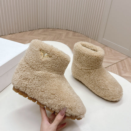 SNOW ANKLE BOOTS IN BEIGE SHEARLING