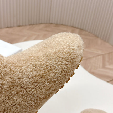 SNOW ANKLE BOOTS IN BEIGE SHEARLING