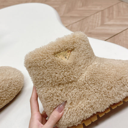 SNOW ANKLE BOOTS IN BEIGE SHEARLING