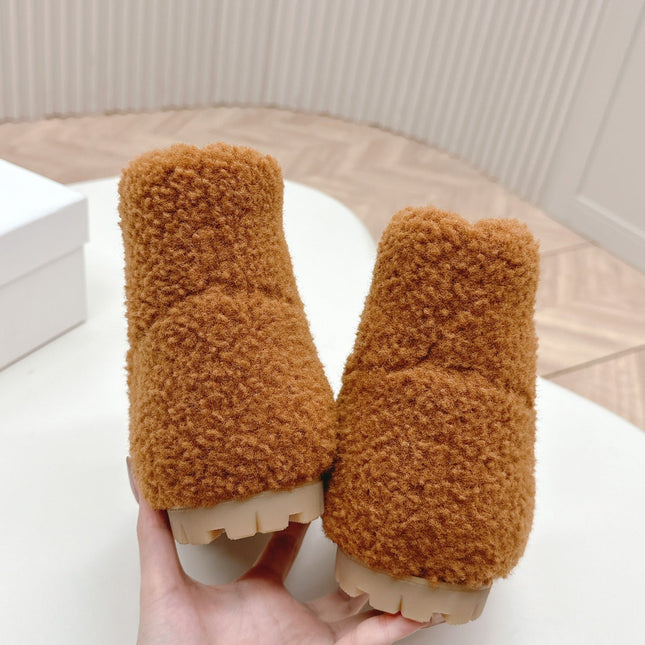 SNOW ANKLE BOOTS IN BRONZE BROWN SHEARLING