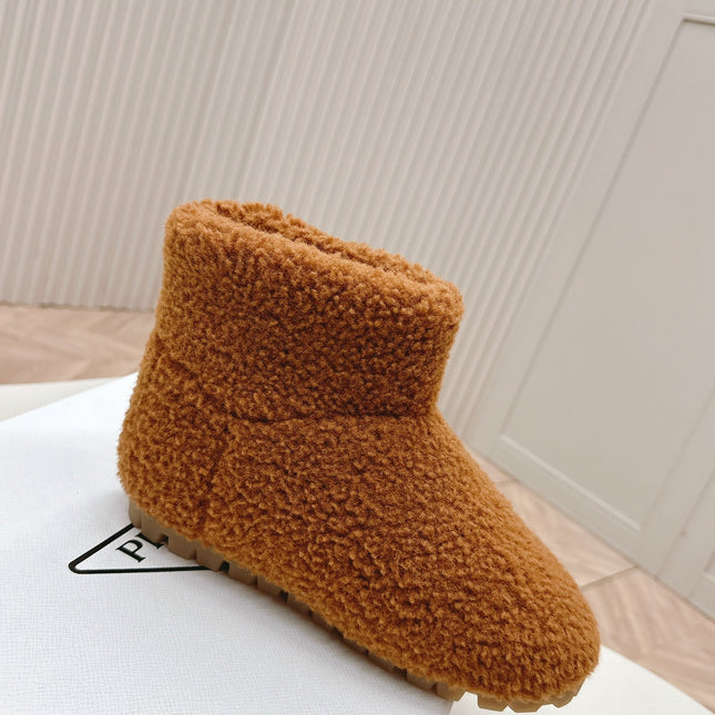 SNOW ANKLE BOOTS IN BRONZE BROWN SHEARLING