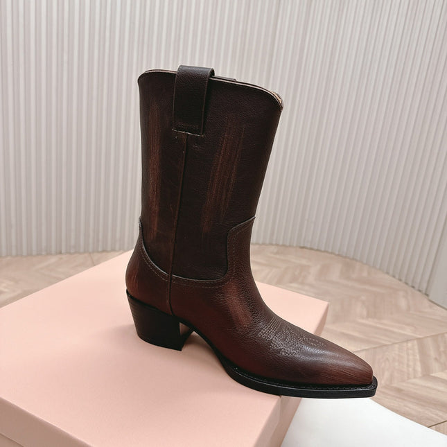 POINTED TOE BOOTS IN COCOA BROWN CALFSKIN