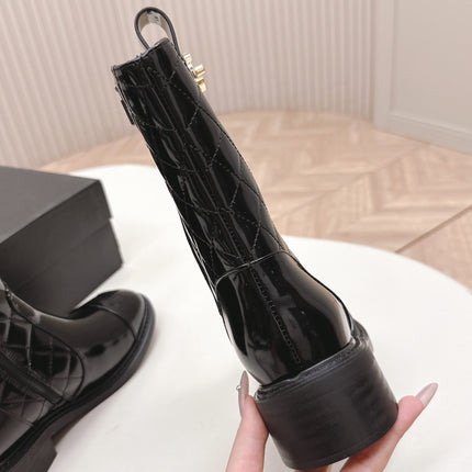 CHANEL ANKLE BOOTS 25S IN BLACK GLOSSY LAMBSKIN WITH GOLD HARDWARE