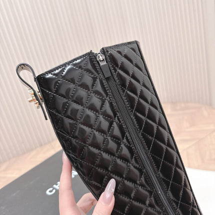 CHANEL KNEE-HIGH BOOTS 25S IN BLACK GLOSSY LAMBSKIN