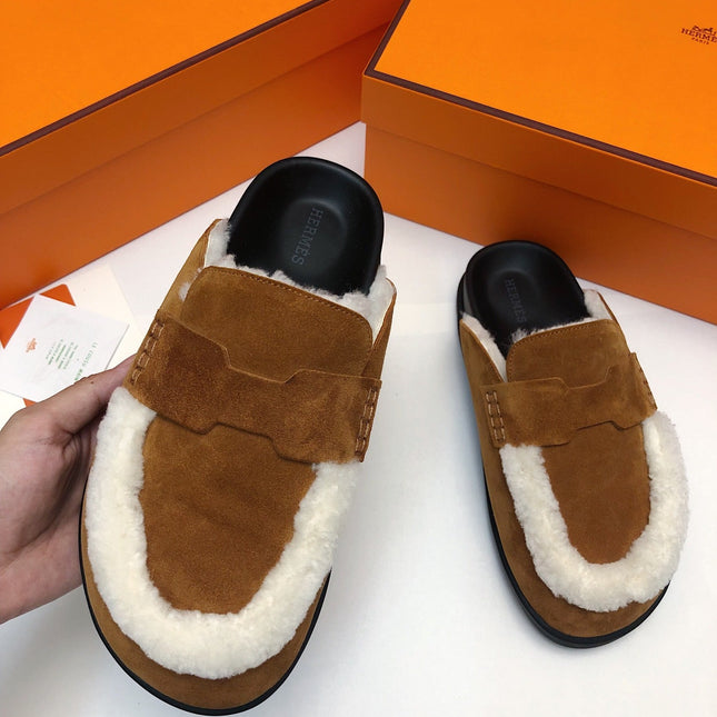 GO MULE IN BRONZE BROWN SUEDE ATTACH WHITE FLEECE