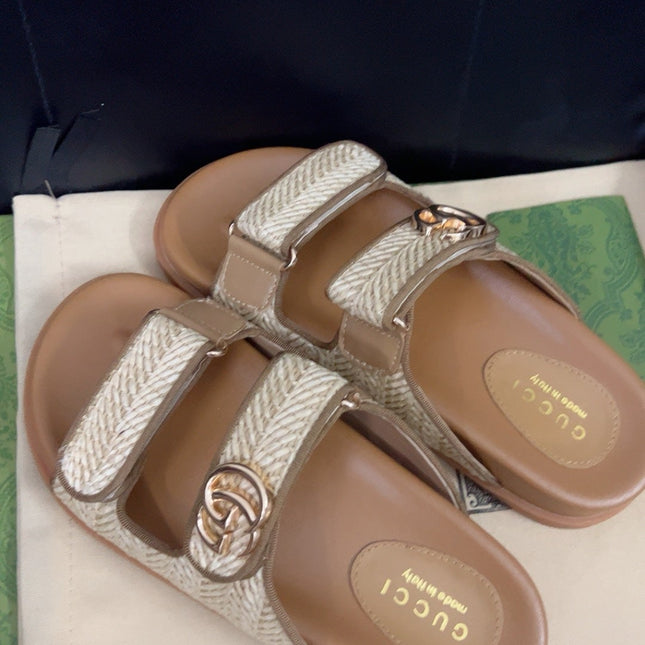 GG SANDAL WITH DOUBLE G CARAMEL CALFSKIN