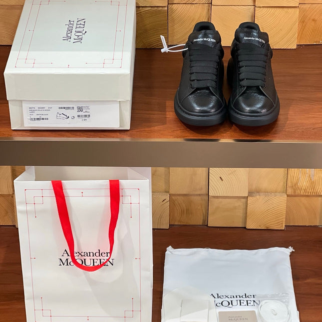 OVERSIZED SNEAKERS IN BLACK TEXTURED LAMBSKIN