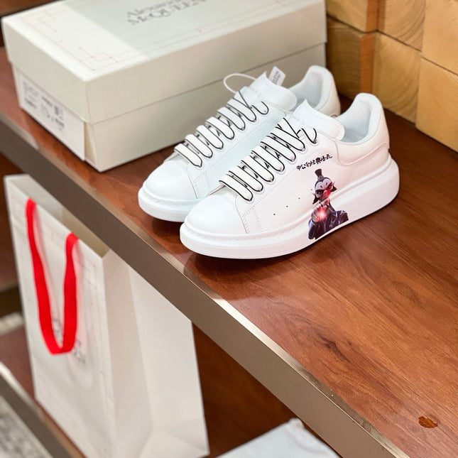 OVERSIZED SNEAKERS IN WHITE CALFSKIN CARTOON FIGURE BLACK TRIM LACES