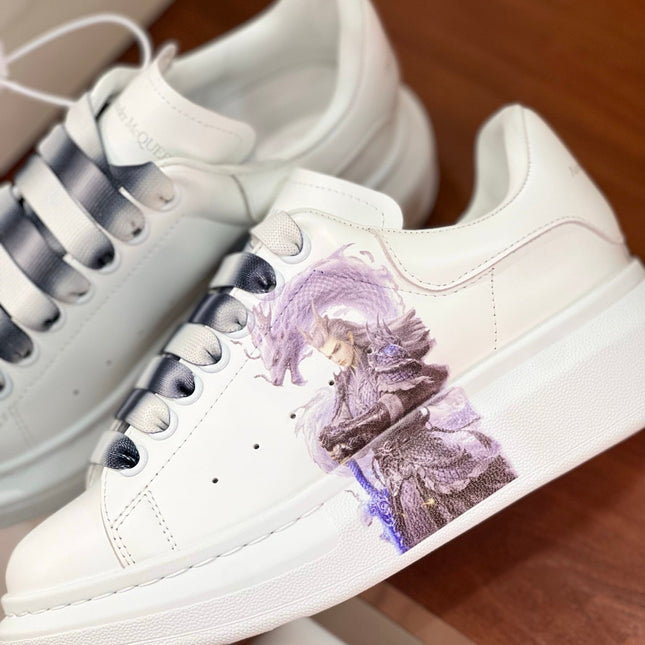 OVERSIZED SNEAKERS IN WHITE CALFSKIN MYTHIC PRINT