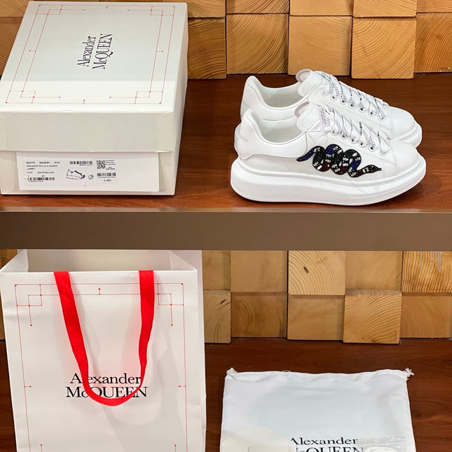 OVERSIZED SNEAKERS IN WHITE CALFSKIN EMBROIDERED MULTICOLOR SNAKE