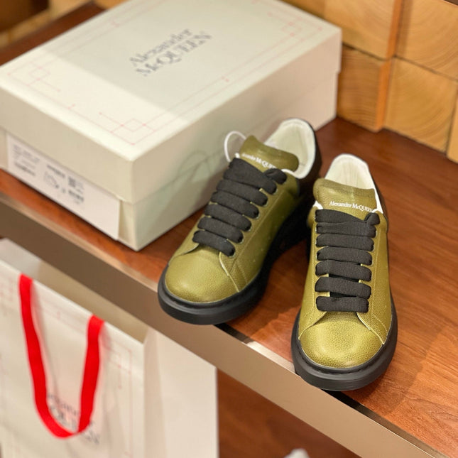 OVERSIZED SNEAKERS IN ARMY GREEN CALFSKIN