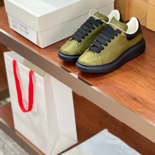 OVERSIZED SNEAKERS IN ARMY GREEN CALFSKIN