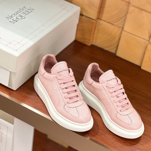 OVERSIZED SNEAKERS IN PINK CALFSKIN