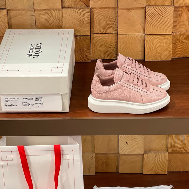 OVERSIZED SNEAKERS IN PINK CALFSKIN