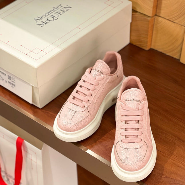 OVERSIZED SNEAKERS IN PINK CALFSKIN