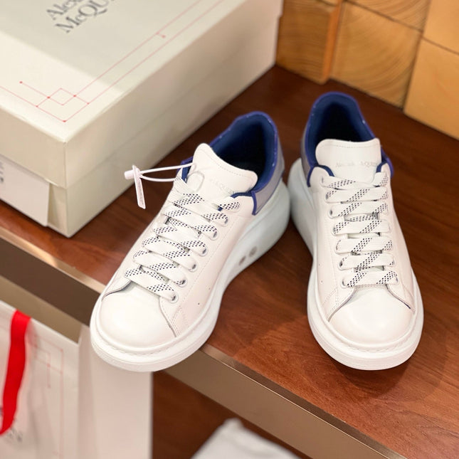 OVERSIZED SNEAKERS IN WHITE CALFSKIN WITH GREY HEEL TAB