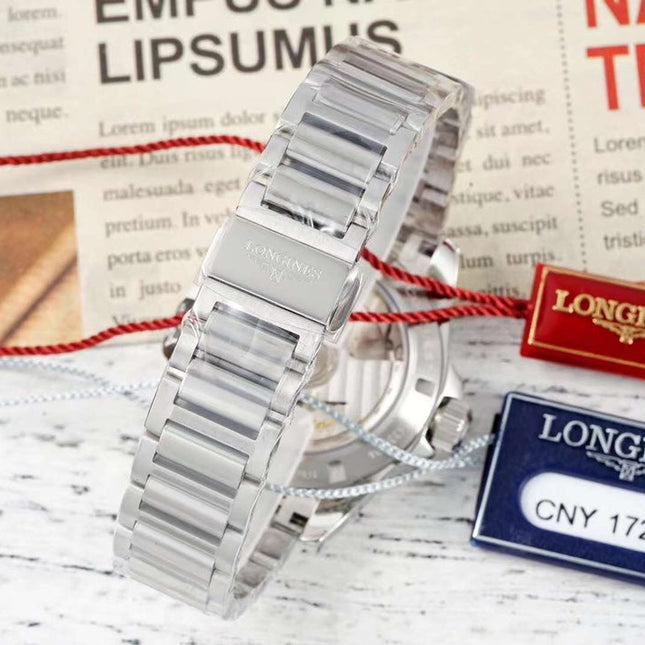 CONQUEST 34 MM WATCH SILVER CASE