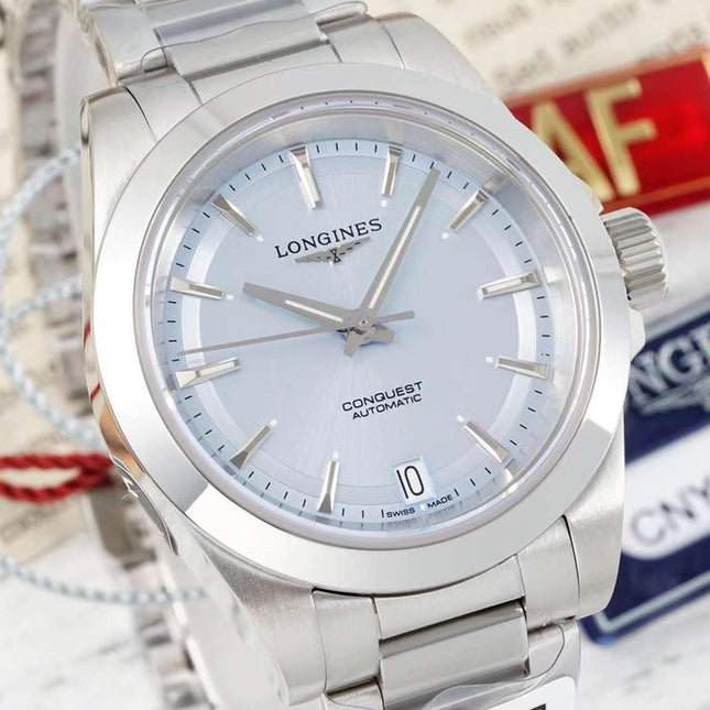 CONQUEST WATCH SILVER CASE WITH COIN GRAY DIAL