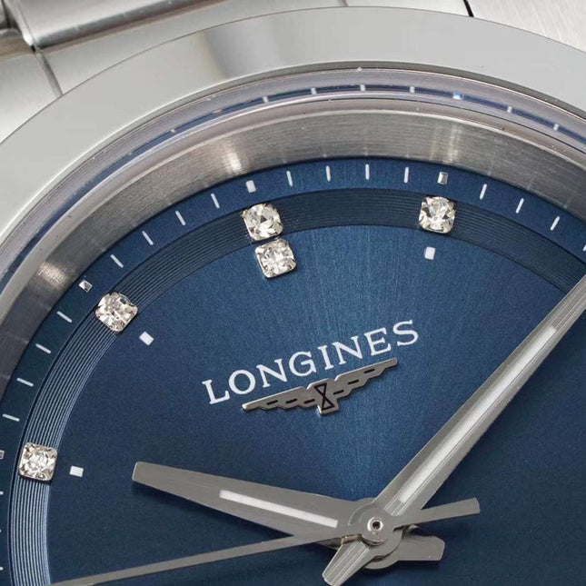 CONQUEST WATCH SILVER CASE WITH NAVY BLUE DIAL