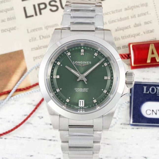 CONQUEST WATCH SILVER CASE WITH JUNGLE GREEN DIAL