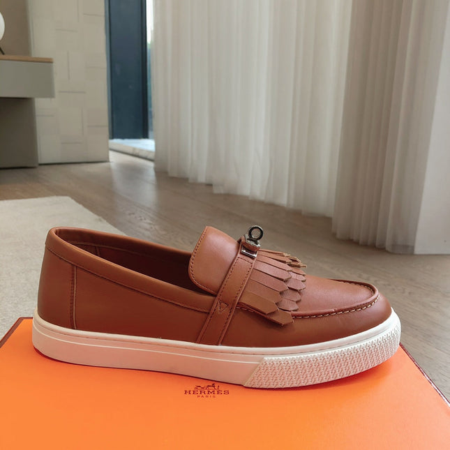 GAME SLIP-ON SNEAKER CARAMEL WITH TASSELS CALFSKIN