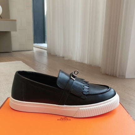 GAME SLIP-ON SNEAKER BLACK WITH TASSELS CALFSKIN
