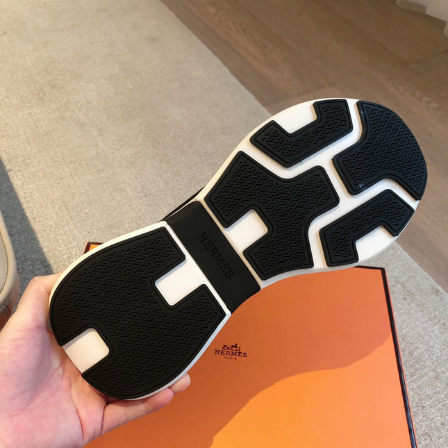 HEROS SNEAKER IN BLACK BREATHABLE MESH FABRIC