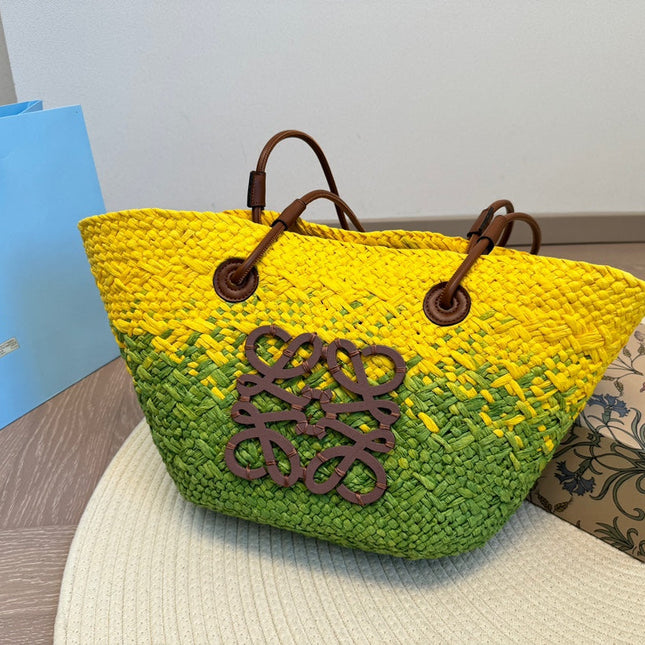 LOE SMALL ANAGRAM BASKET 28 BAG IN YELLOW MIX GREEN IRACA PALM AND CALFSKIN