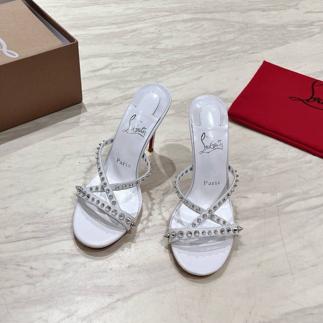 CRYSTAL GLITTER CRISS-CROSS STRAP SANDALS IN WHITE CALFSKIN