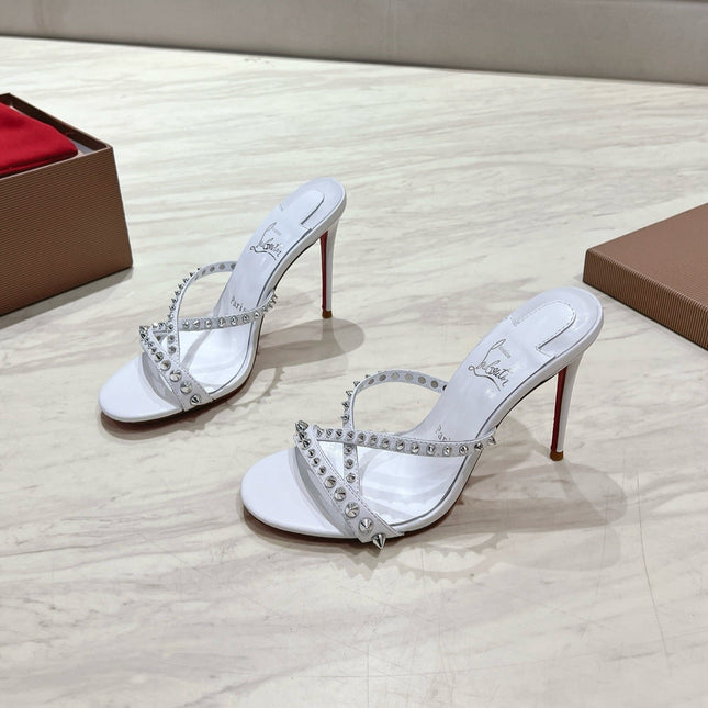 CRYSTAL GLITTER CRISS-CROSS STRAP SANDALS IN WHITE CALFSKIN