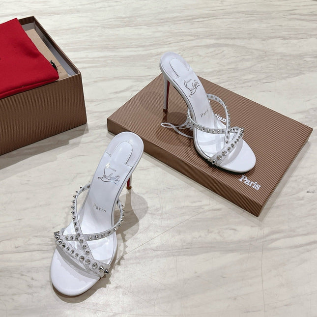 CRYSTAL GLITTER CRISS-CROSS STRAP SANDALS IN WHITE CALFSKIN