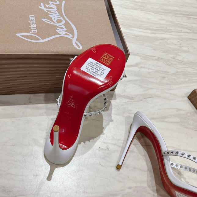 CRYSTAL GLITTER CRISS-CROSS STRAP SANDALS IN WHITE CALFSKIN