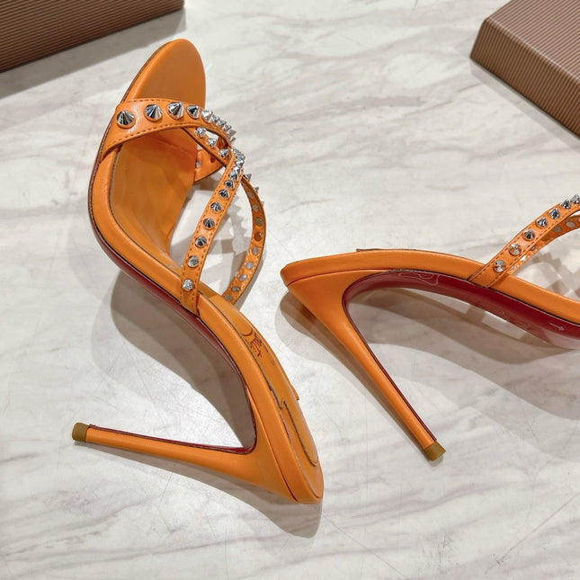 CRYSTAL GLITTER CRISS-CROSS STRAP SANDALS IN ORANGE CALFSKIN
